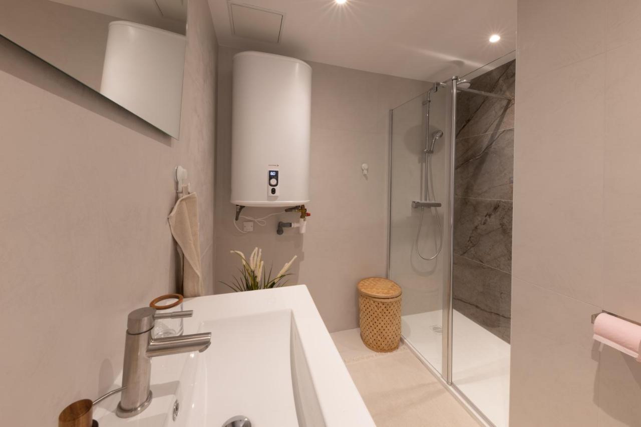 Lumineux, Tout Confort, Wifi & Terrace & Parking Saint-Laurent-du-Var Eksteriør billede